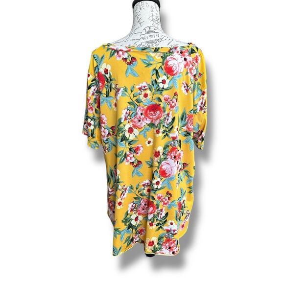 Simply Irresistible Women's Plus Bright Yellow Floral V-Neck Knot Hem Shirt 2XL - Picture 3 of 5